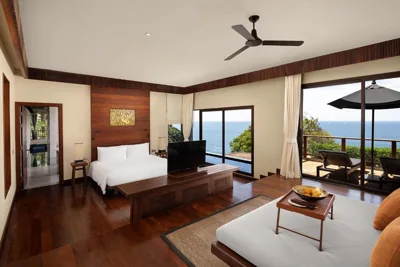 Suite con piscina e spa (lavabo e bagno in stile aperto) — Paresa Resort Phuket